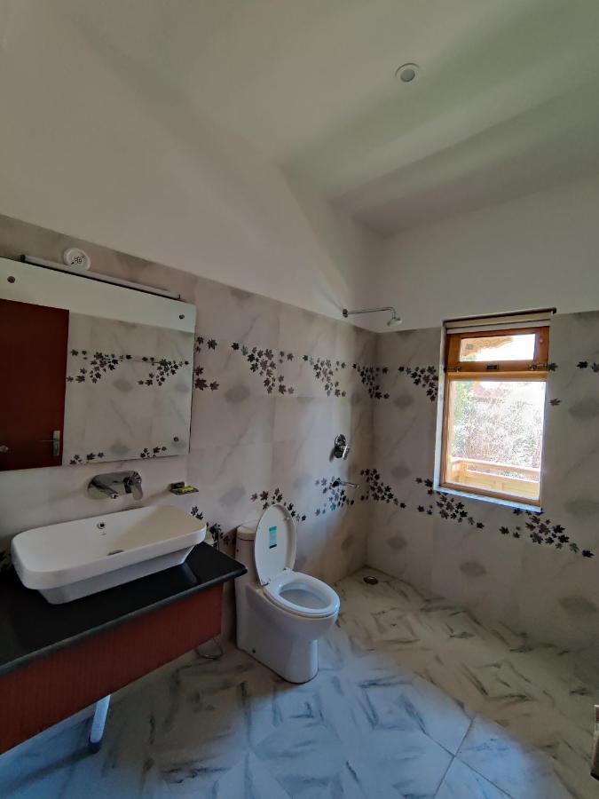 Отель Rock Castle Residency Лех Экстерьер фото