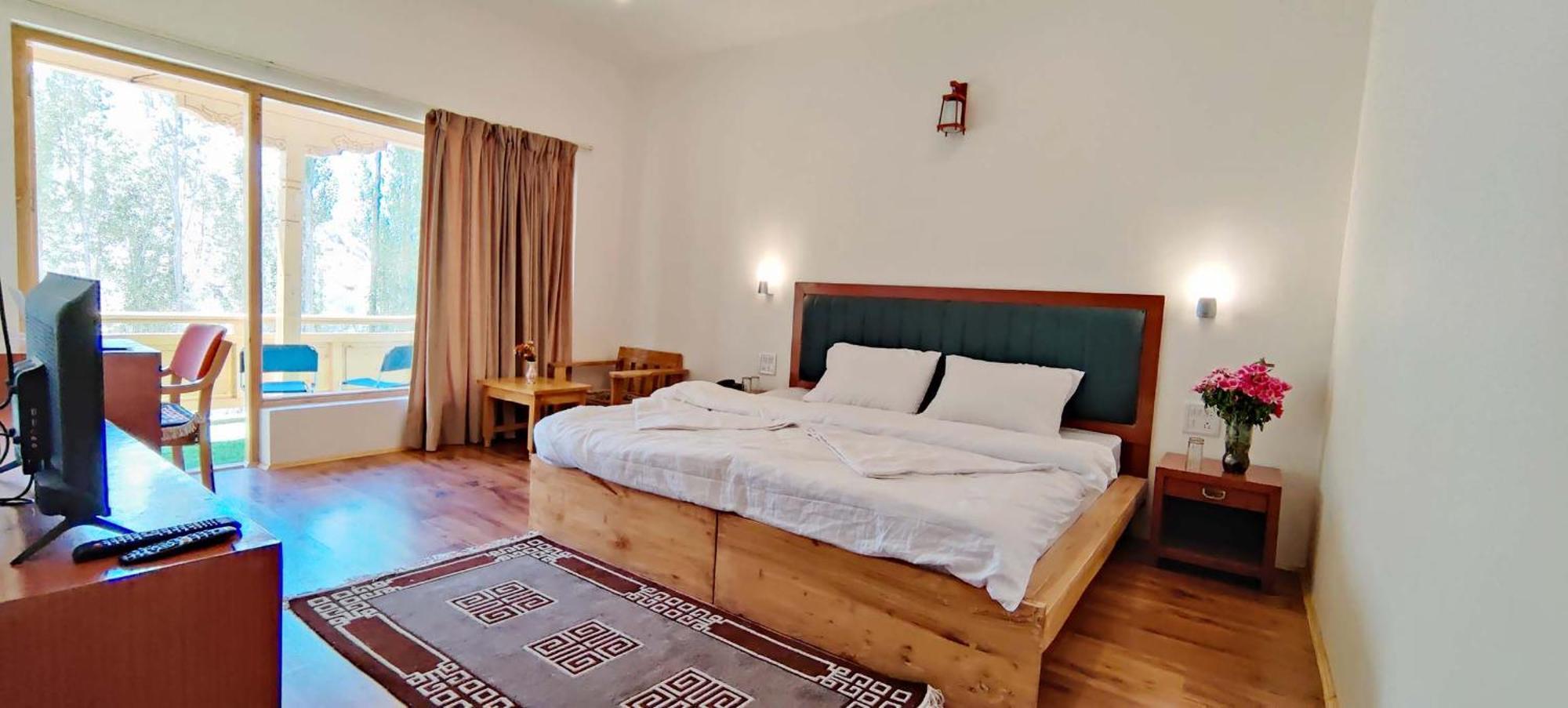 Отель Rock Castle Residency Лех Экстерьер фото